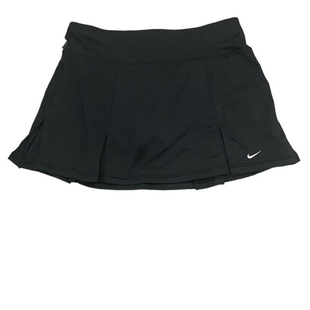 NIKE Dri Fit Pleated Tennis Skort‎ women’s size Medium w built in shorts